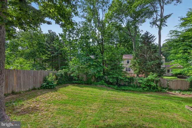 Building Photo - 8815 Newport Ct