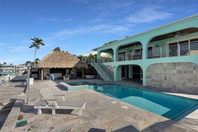 Building Photo - 232 W Seaview Dr