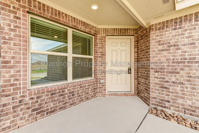 Building Photo - 7418 Clover Chase Dr
