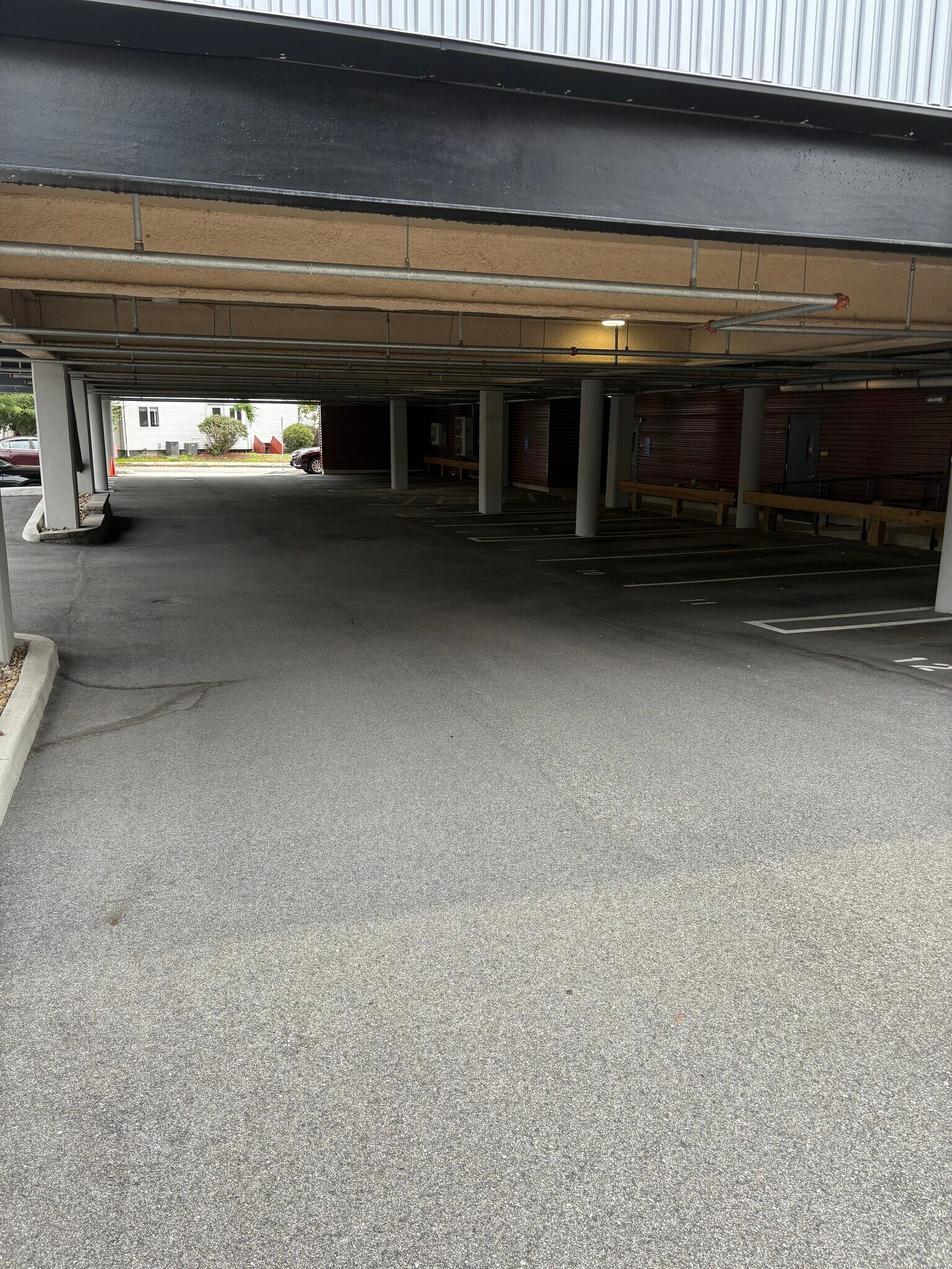 Building Photo - 240 Salem St