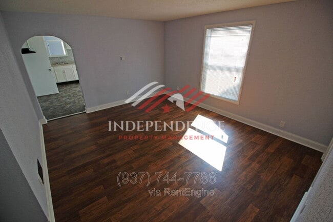 Building Photo - 78 Notre Dame Ave