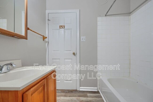 Building Photo - 2348 Eutaw Pl