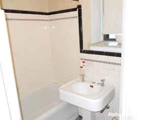 Building Photo - 63 Fellsway W