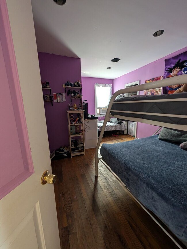 Building Photo - 1418 Mattison Ave