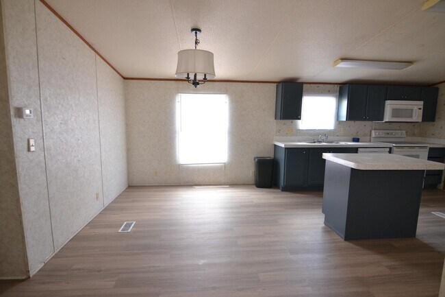 Building Photo - 145 Co Rd 3821