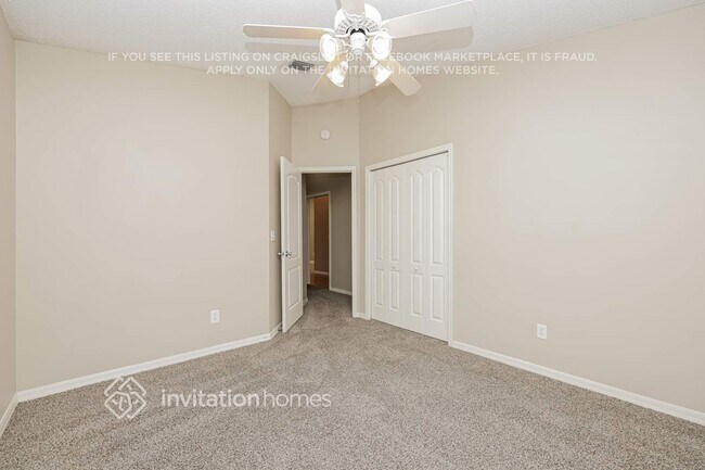 Building Photo - 1900 Woodcut Dr