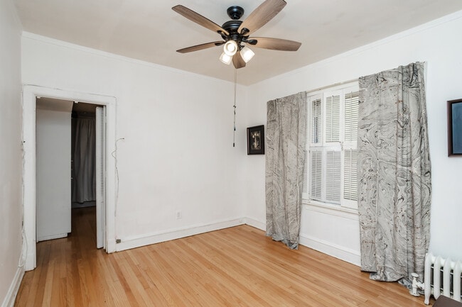 Building Photo - 8040 S Clyde Ave