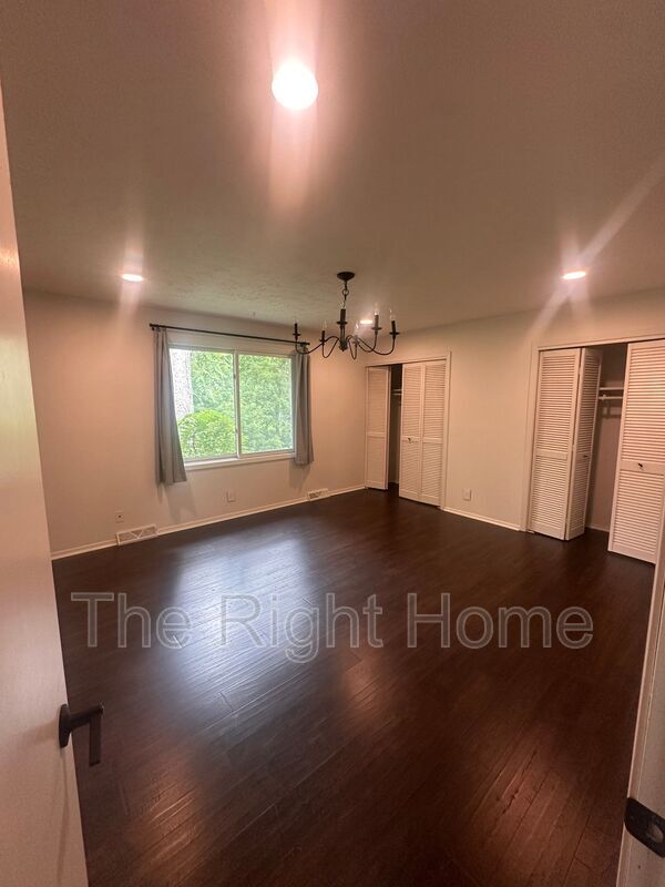 Building Photo - 11736 Quail Dr