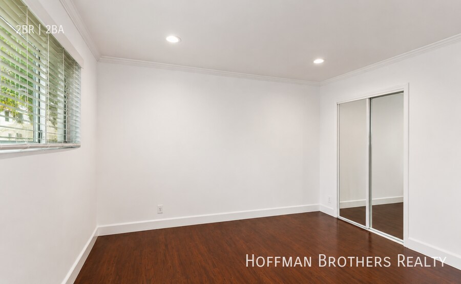 Building Photo - 8730 Charleville Blvd