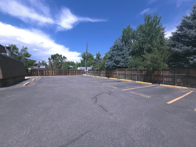 Interior Photo - 1608 Garfield Avenue
