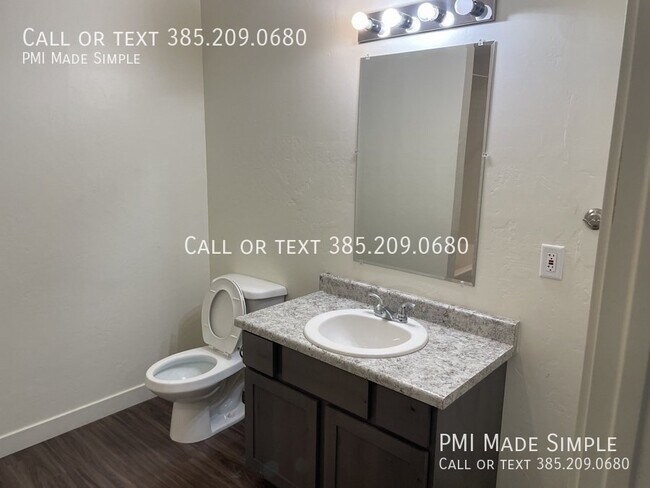 Building Photo - Move In Special! $300 First Months Rent!