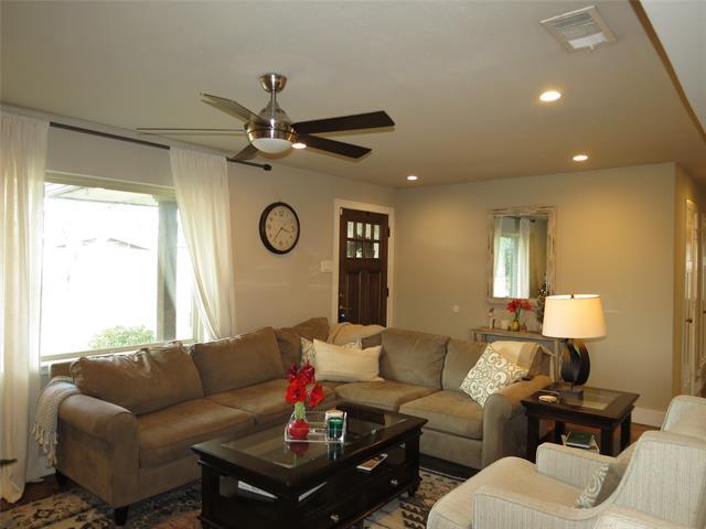 Building Photo - 11425 Lochwood Blvd