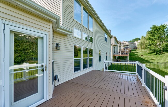 Building Photo - Executive Lease Opportunity - 4 Bed 3 Bath