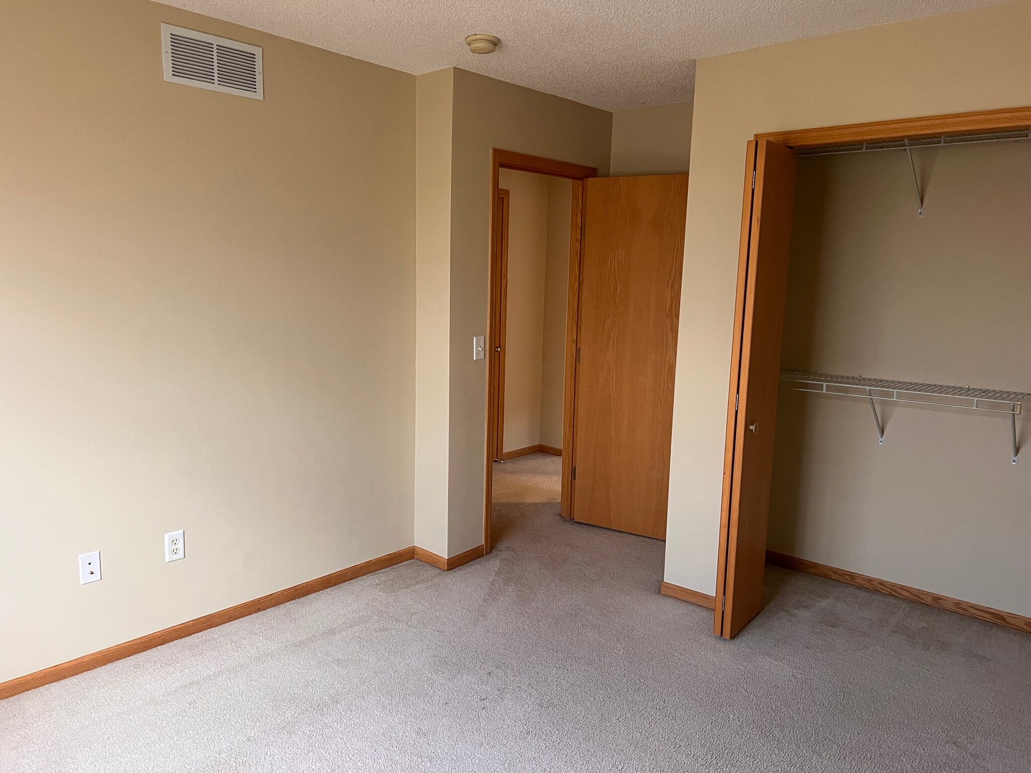 Bedroom 2 **new carpet coming soon! - 2151 Cleveland Way S