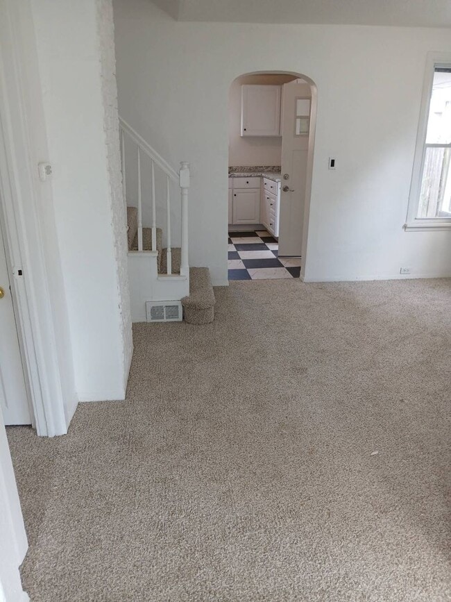 Building Photo - Newly Renovated 4BR/1BA Single-Family Home with Garage – Cleveland