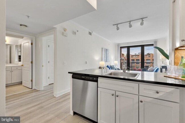 Building Photo - 631 D Street NW