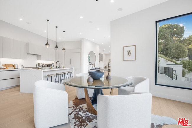 Building Photo - 3101 Belden Dr