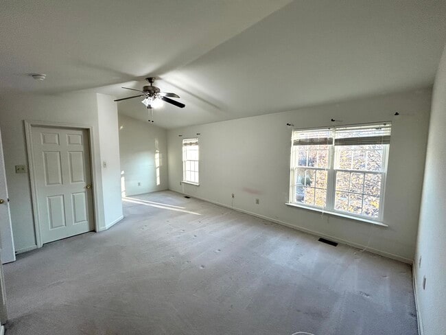 Building Photo - 537 Quincy St