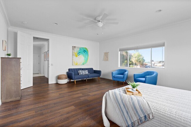 Building Photo - Spacious 5-Bedroom, 4 Bath Home with Ocean...