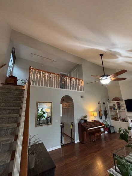 Building Photo - 149 Cumberland Trce