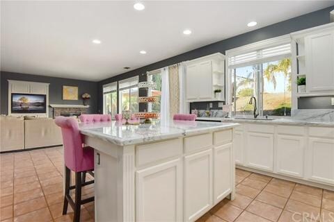 Building Photo - 26694 Evergreen Ave