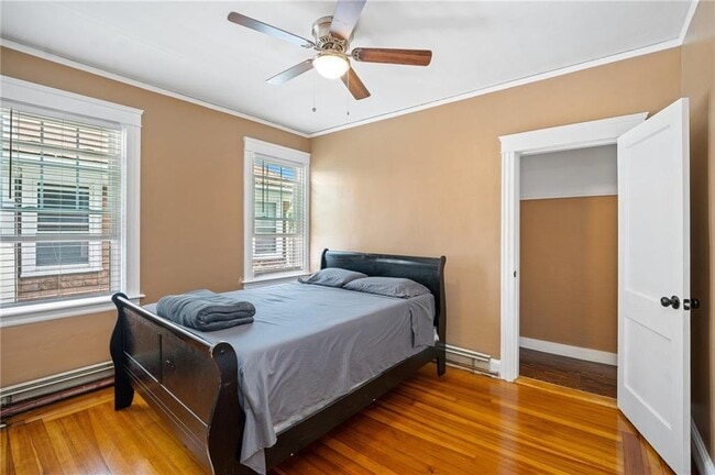 Building Photo - 74 Pembroke Ave