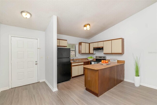 Building Photo - 374 Cocoa Ct