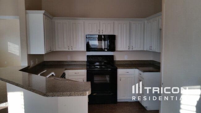 Building Photo - 7464 Arbor Hill Dr