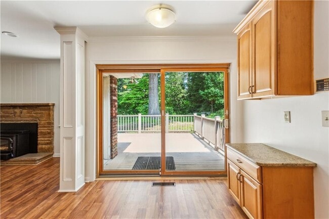 Building Photo - 3292 Ferncliff Pl NE