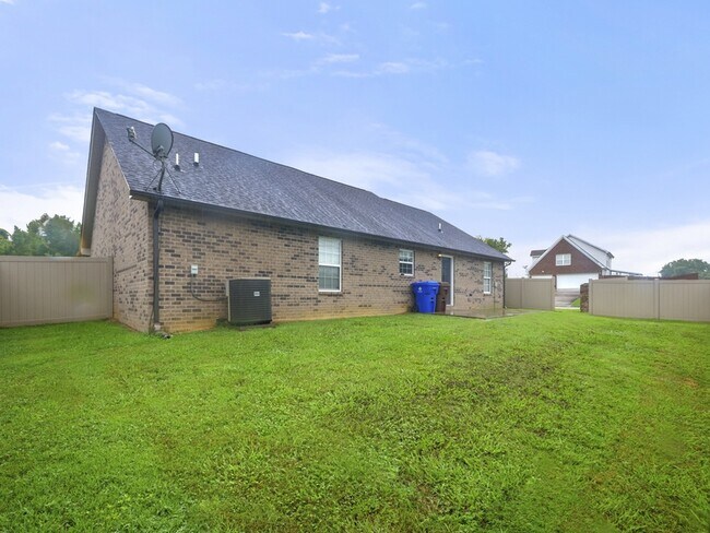 Building Photo - 6554 Colossal Ln