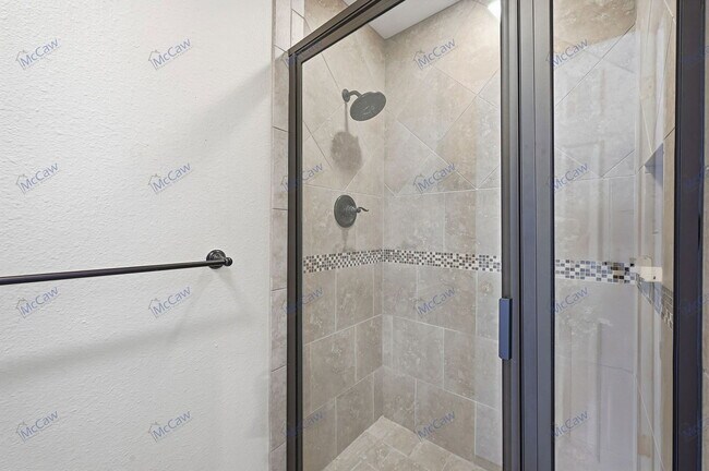 Building Photo - 1229 Roaring Springs Rd