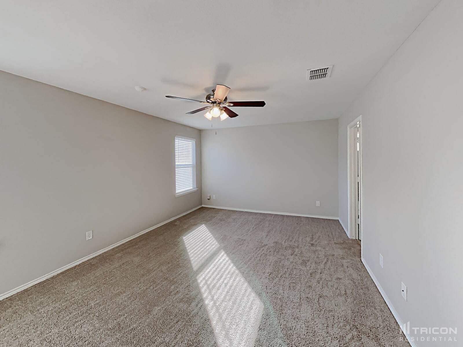 Building Photo - 7135 Aphrodite Mist