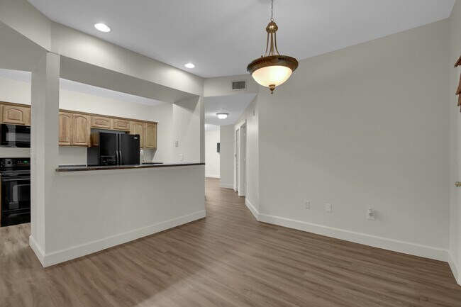 Building Photo - 35111 Harbour Vista Cir