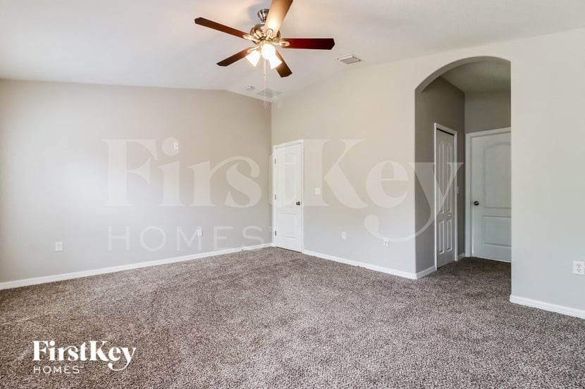 Building Photo - 826 Barrister Dr