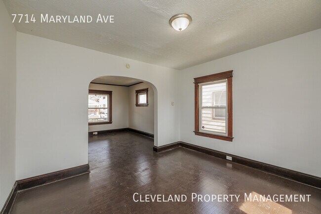 Building Photo - Beautiful Single Family Home!