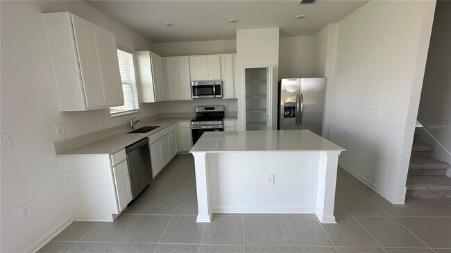 Building Photo - 3027 Mindfullness Dr