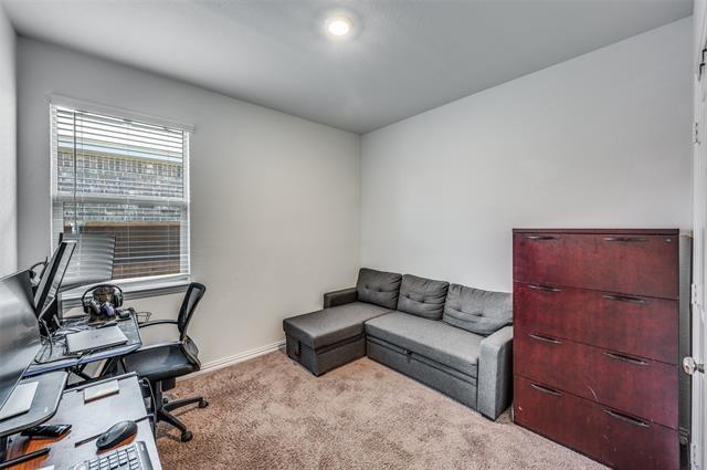 Building Photo - 11425 Silver Queen Dr