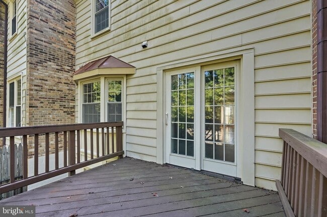 Building Photo - 7724 Bristol Square Ct