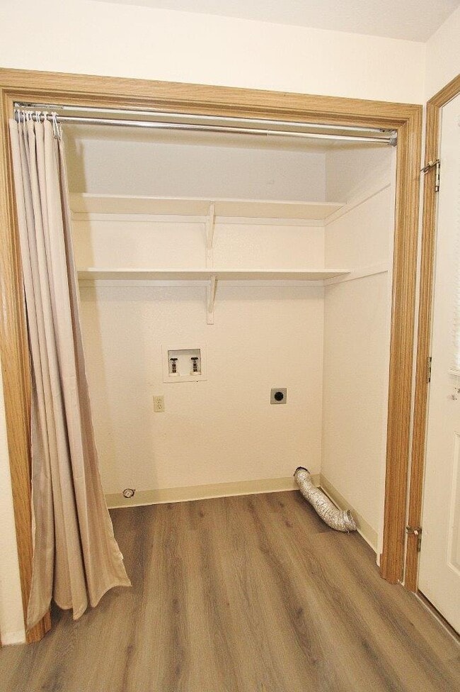 Building Photo - 1310 Poplar St