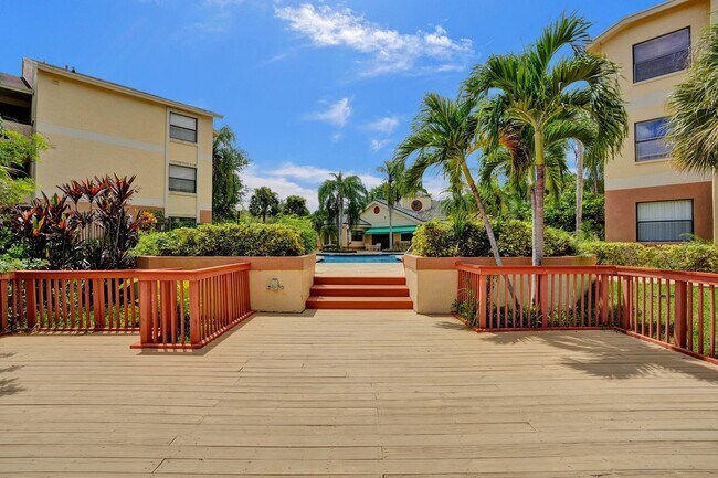 Building Photo - SPACIOUS 2 BED/2 BATH WITH BALCONY IN RESORT-STYLE COMMUNITY!