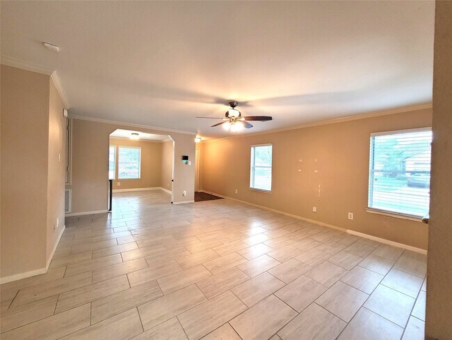 Building Photo - 3401 Wheatstalk Ln