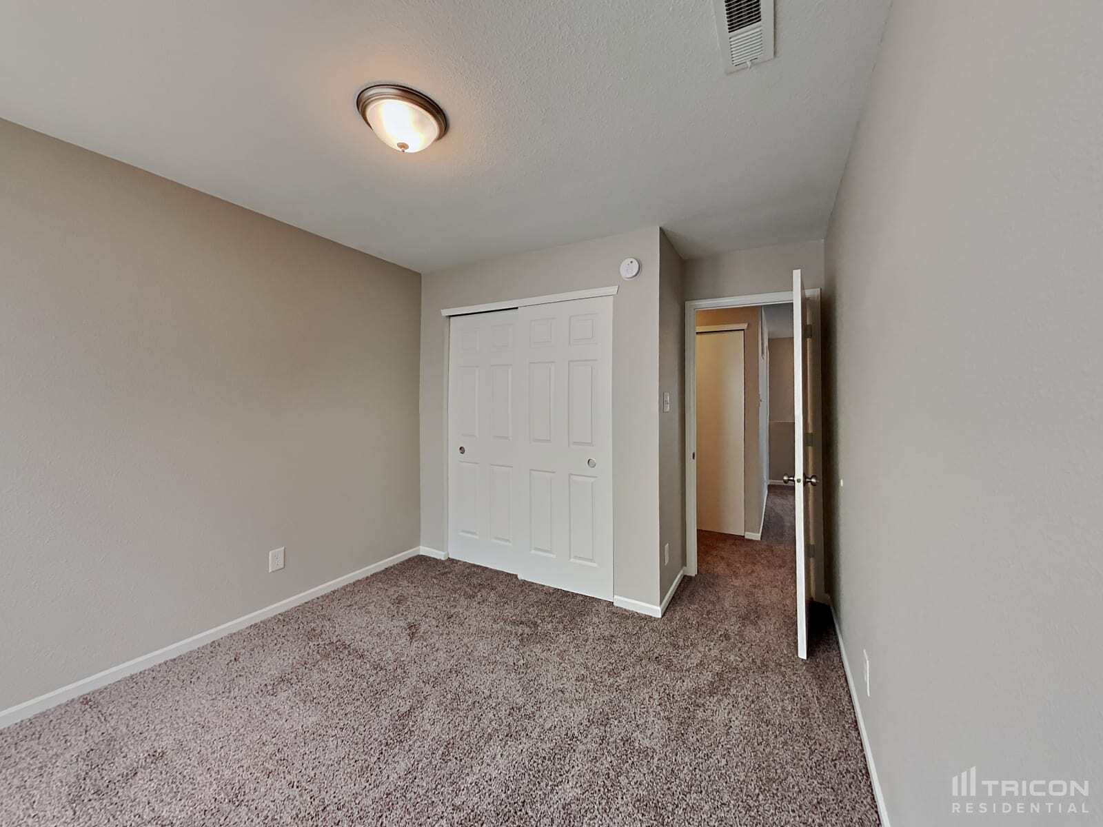 Building Photo - 11239 N Sashing Way