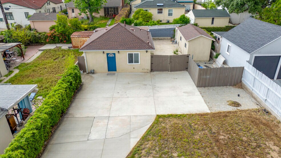 Building Photo - 1411 Coolidge Ave