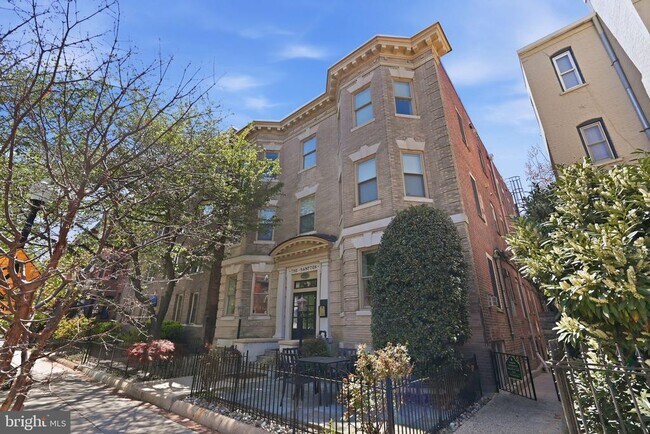 Building Photo - 1740 18th St NW