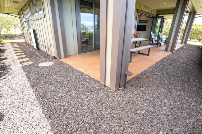 Building Photo - Stunning Single-Lever 2 Bed/ 2 Bath Home in Kaanapali Coffee Farms