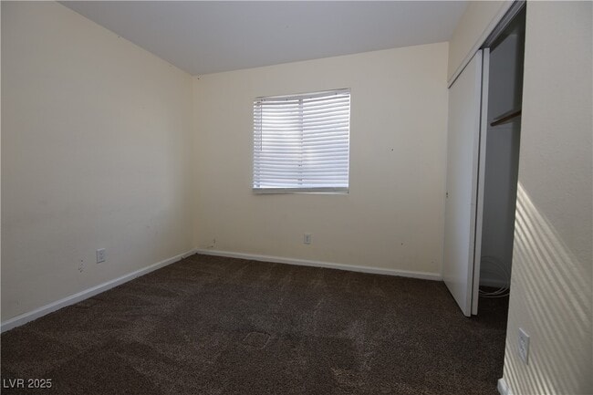 Building Photo - 5200 Brookmere Dr