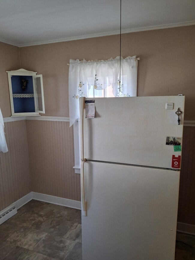 Building Photo - 46 Pine