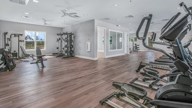 Building Photo - Sawmill Branch 4 Bedroom 2 Bath 3 Car Garage Home