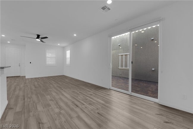 Building Photo - 3762 Trancoso Ave