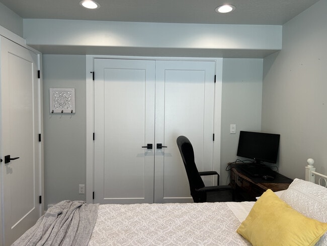 Building Photo - 15380 S Skyraider Ln